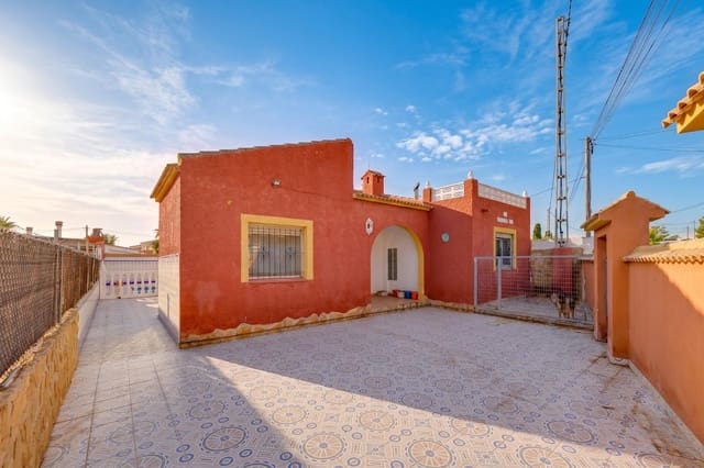 3 soveværelse Villa til salg i La Zenia, Orihuela med swimmingpool - € 219.900 (Ref: 9983257)