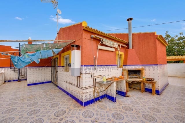 3 soveværelse Villa til salg i La Zenia, Orihuela med swimmingpool - € 219.900 (Ref: 9983257)