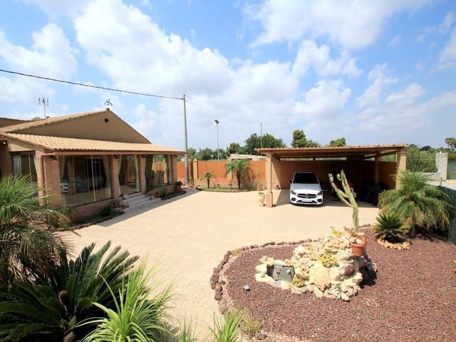 3 slaapkamer Finca/Landhuis te koop in Formentera del Segura met zwembad - € 365.000 (Ref: 9986142)