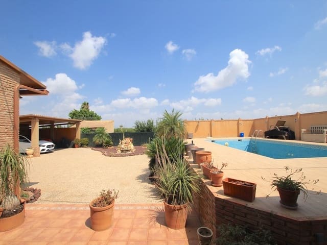 3 slaapkamer Finca/Landhuis te koop in Formentera del Segura met zwembad - € 365.000 (Ref: 9986142)