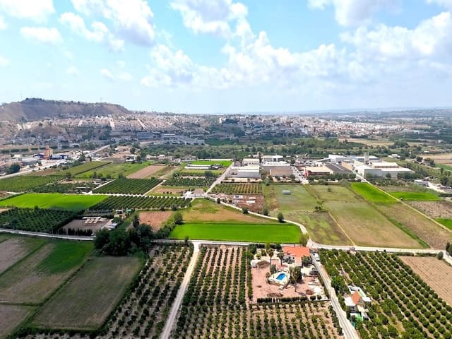 3 slaapkamer Finca/Landhuis te koop in Formentera del Segura met zwembad - € 365.000 (Ref: 9986142)