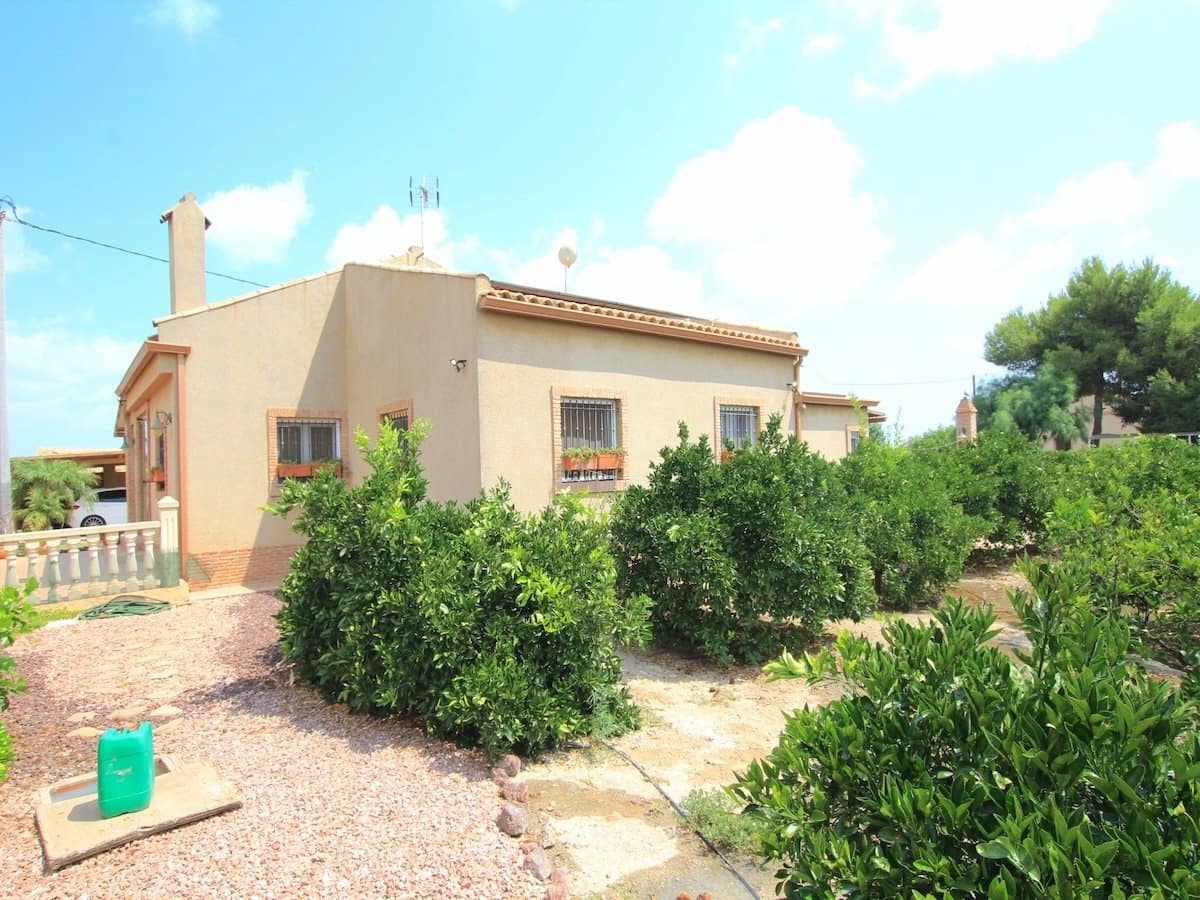 3 makuuhuone Maalaistalo myytävänä paikassa Formentera del Segura mukana uima-altaan - 365 000 € (Ref: 9986142)