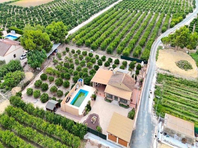 3 slaapkamer Finca/Landhuis te koop in Formentera del Segura met zwembad - € 365.000 (Ref: 9986142)