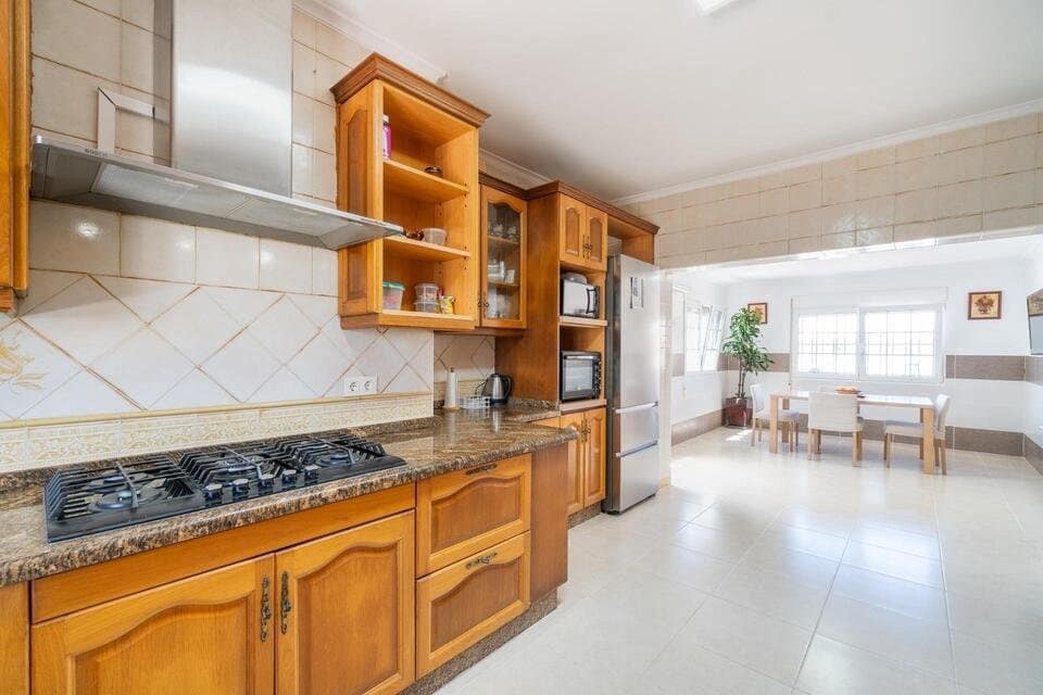 4 bedroom Villa for sale in La Torreta with pool - € 530,000 (Ref: 9989472)