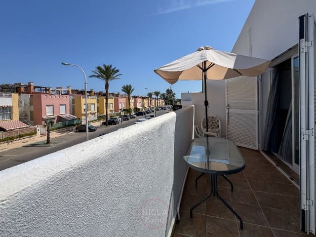 2 quarto Apartamento para arrendar em Las Marinas - Pueblo Laguna, Vera com piscina - 600 € (Ref: 10072546)