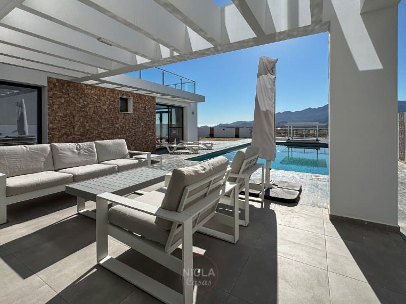 3 bedroom Villa for sale in Los Gallardos with pool garage - € 499,950 (Ref: 10115576)