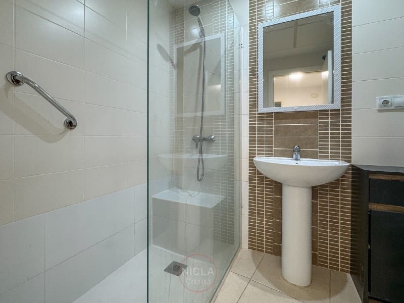1 sypialnia Apartament na sprzedaż w Garrucha z basenem - 199 500 € (Ref: 10133174)
