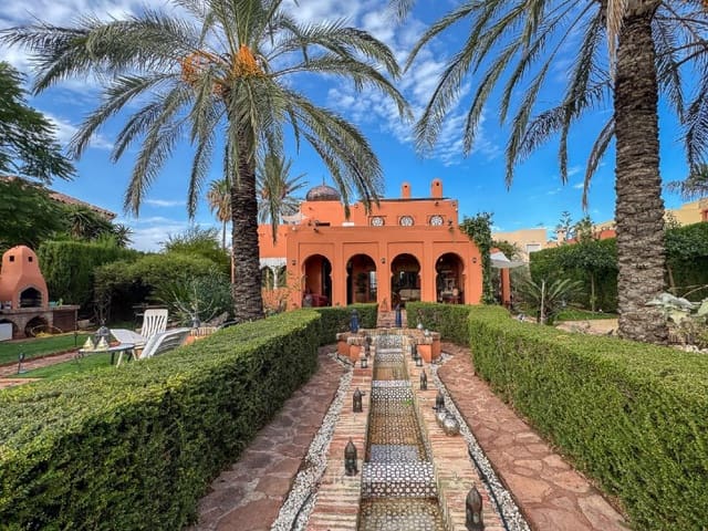 3 soverom Villa til salgs i Vera Ciudad, Vera med svømmebasseng garasje - € 559 000 (Ref: 10146699)