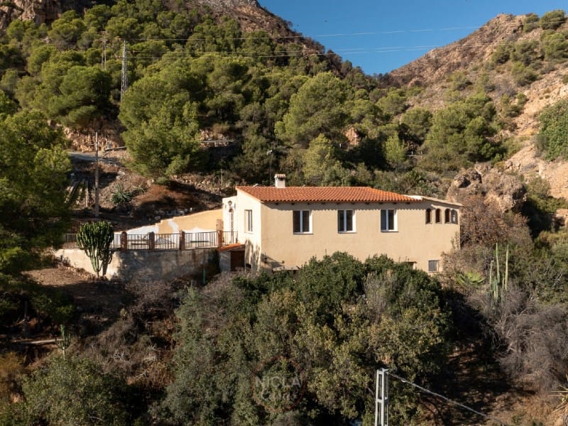 5 soverom Villa til salgs i Bedar med garasje - € 270 000 (Ref: 10159282)