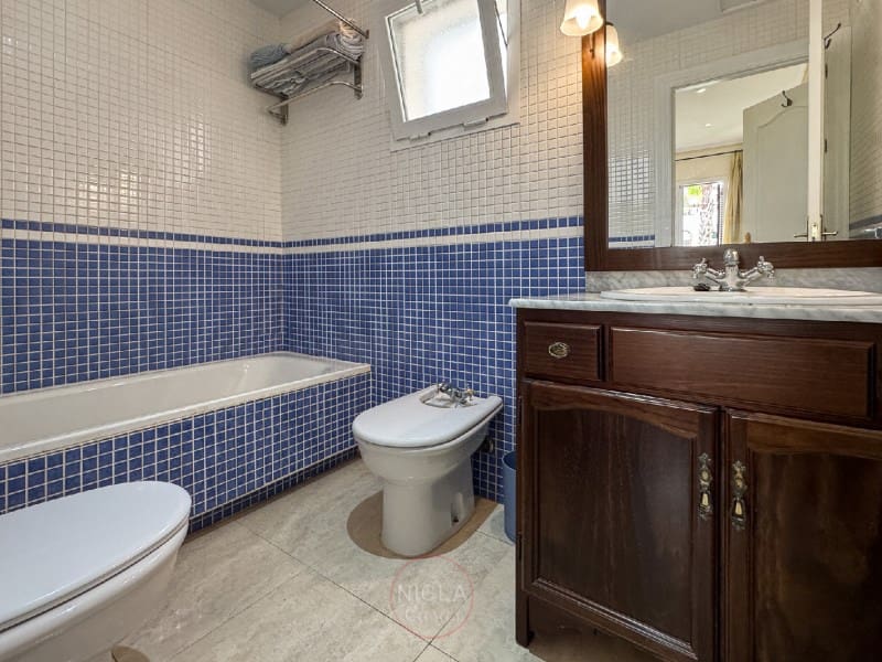 Apartamento de 2 habitaciones en Vera en venta con piscina garaje - 179.000 € (Ref: 10174538)