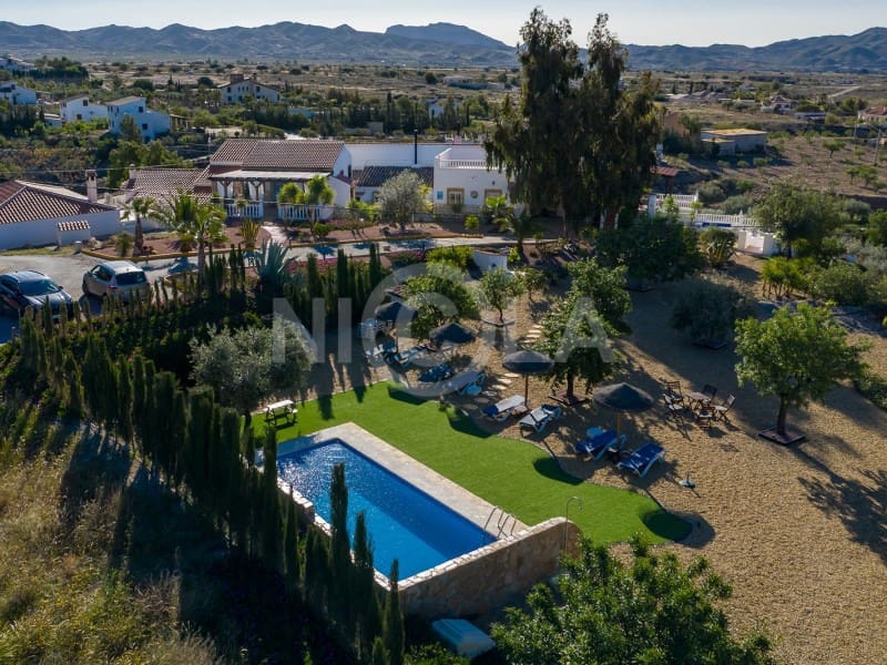 7 sovrum Finca/Hus på landet till salu i Albox med pool - 499 000 € (Ref: 5903329)