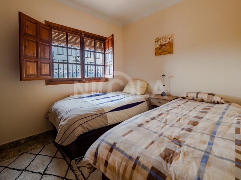 5 sypialnia Willa na sprzedaż w Purias z basenem garażem - 449 000 € (Ref: 5903374)