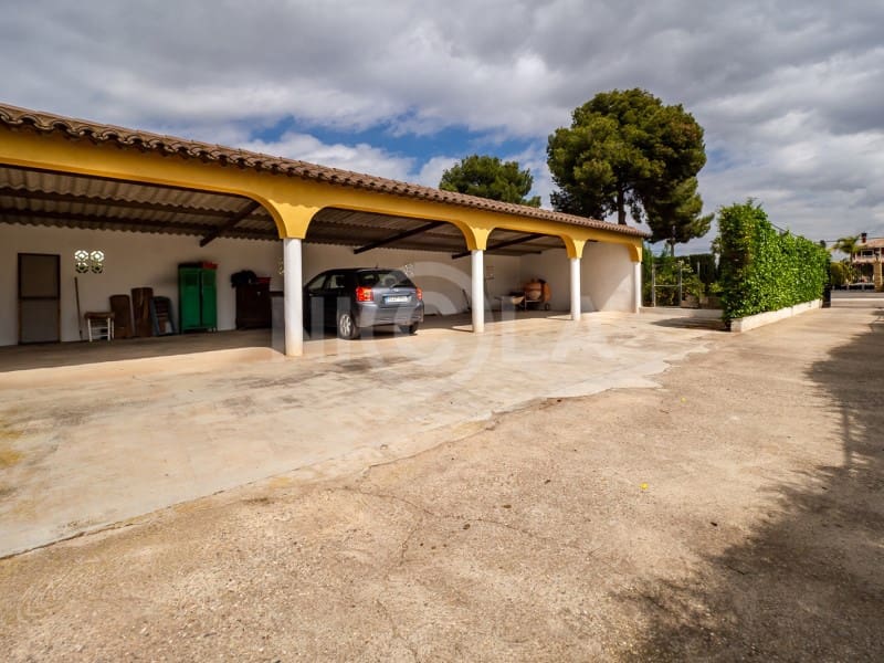 5 sypialnia Willa na sprzedaż w Purias z basenem garażem - 449 000 € (Ref: 5903374)