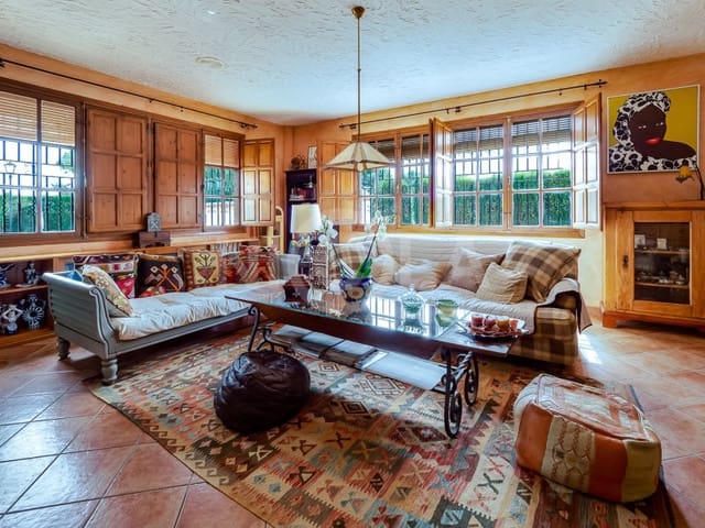 5 sypialnia Willa na sprzedaż w Purias, Lorca z basenem garażem - 449 000 € (Ref: 5903374)