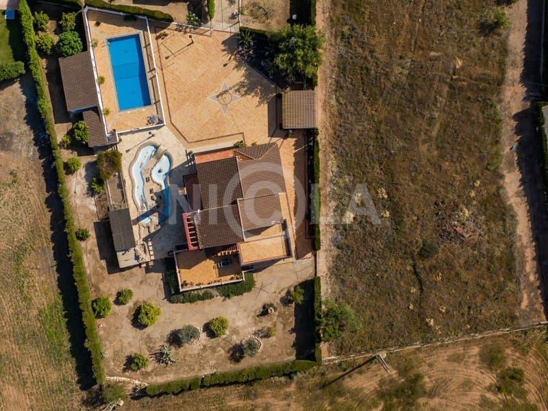 5 sypialnia Willa na sprzedaż w Purias z basenem garażem - 449 000 € (Ref: 5903374)