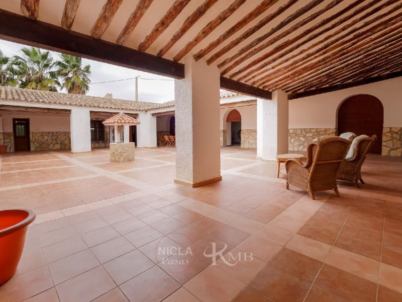 4 bedroom Villa for sale in Antas with pool garage € 299,000 (Ref