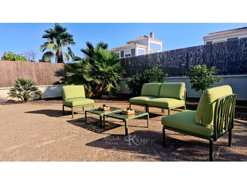 3 slaapkamer Villa te koop in Purias - € 389.000 (Ref: 8093902)