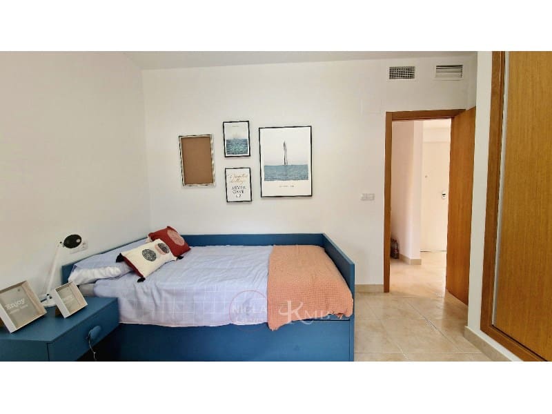 3 slaapkamer Villa te koop in Purias - € 389.000 (Ref: 8093902)