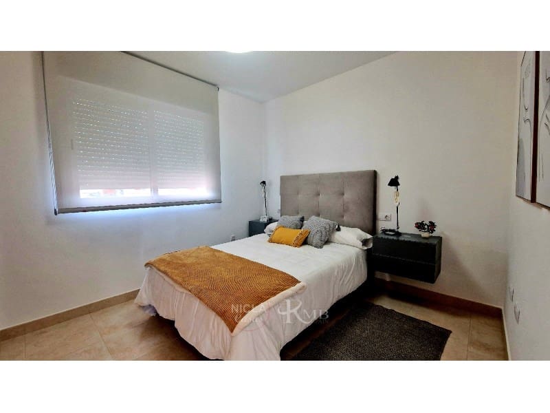 3 slaapkamer Villa te koop in Purias - € 389.000 (Ref: 8093902)