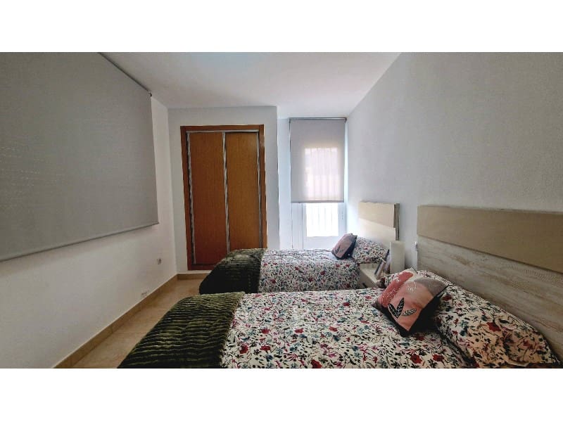 3 slaapkamer Villa te koop in Purias - € 389.000 (Ref: 8093902)