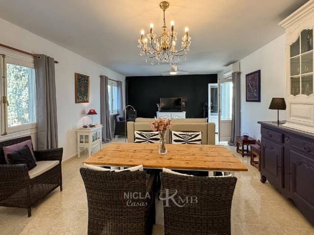 3 soverom Villa til salgs i Vera Ciudad, Vera med svømmebasseng garasje - € 535 000 (Ref: 8166135)