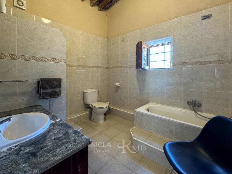 3 soveværelse Villa til salg i Antas med swimmingpool garage - € 345.000 (Ref: 8311576)