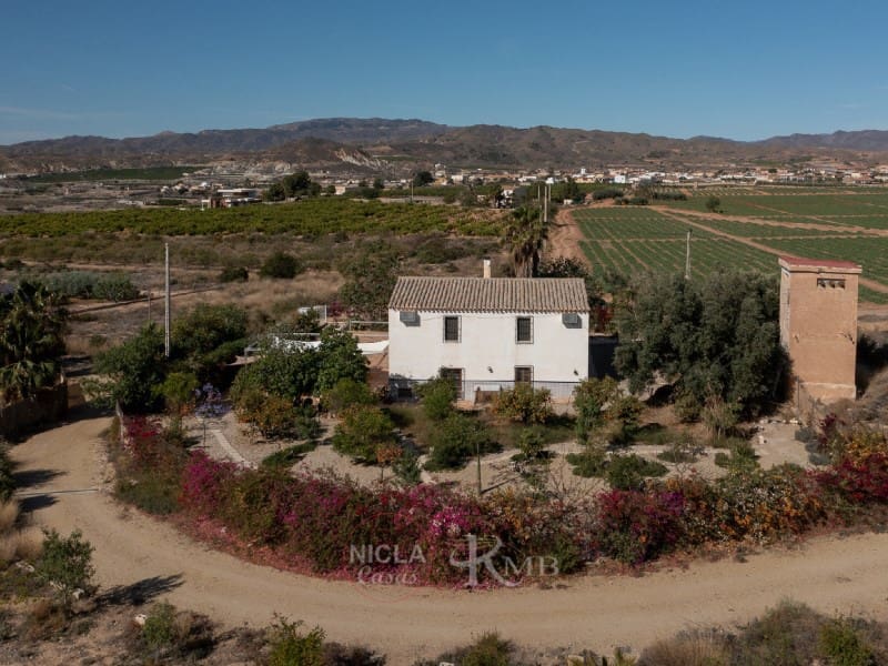 3 soveværelse Villa til salg i Antas med swimmingpool garage - € 345.000 (Ref: 8311576)