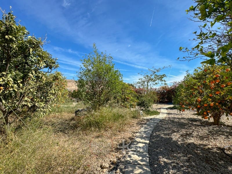 3 soveværelse Villa til salg i Antas med swimmingpool garage - € 345.000 (Ref: 8311576)