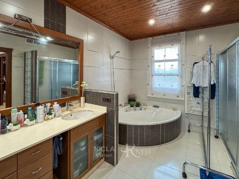 5 soveværelse Villa til salg i Antas med garage - € 399.000 (Ref: 8591179)