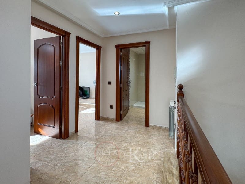 5 soveværelse Villa til salg i Antas med garage - € 399.000 (Ref: 8591179)