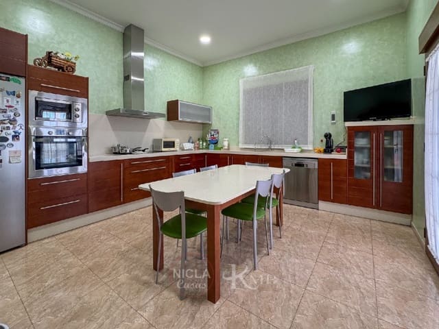 5 slaapkamer Villa te koop in Antas met garage - € 399.000 (Ref: 8591179)