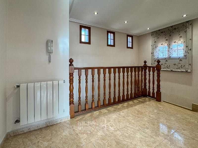 5 soveværelse Villa til salg i Antas med garage - € 399.000 (Ref: 8591179)