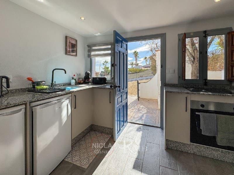 5 soverom Villa til salgs i Antas med svømmebasseng garasje - € 575 000 (Ref: 8599550)