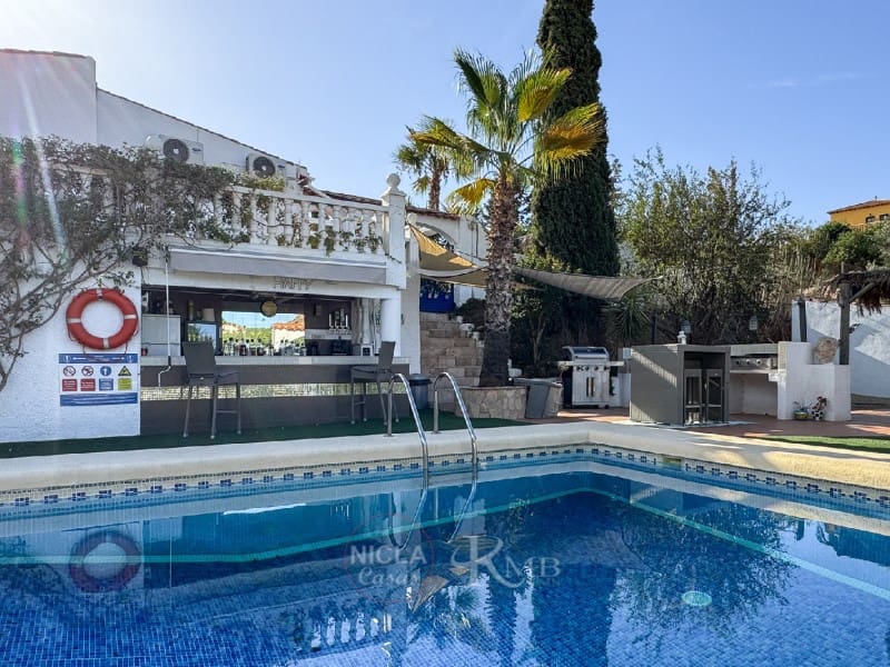 5 soverom Villa til salgs i Antas med svømmebasseng garasje - € 575 000 (Ref: 8599550)