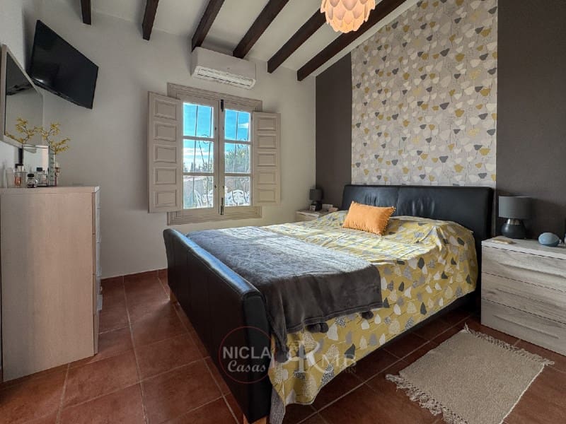 5 soverom Villa til salgs i Antas med svømmebasseng garasje - € 575 000 (Ref: 8599550)