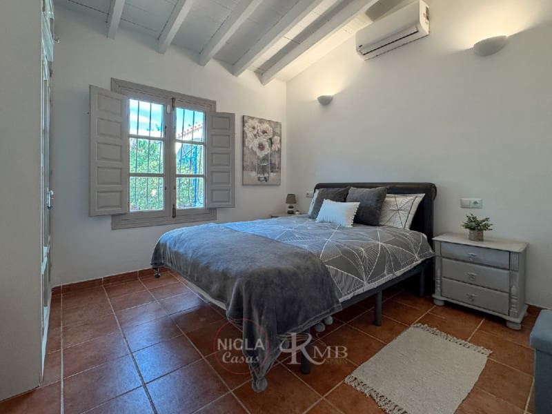 5 soverom Villa til salgs i Antas med svømmebasseng garasje - € 575 000 (Ref: 8599550)