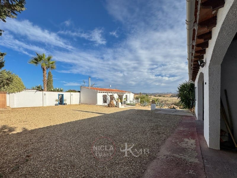 5 soverom Villa til salgs i Antas med svømmebasseng garasje - € 575 000 (Ref: 8599550)