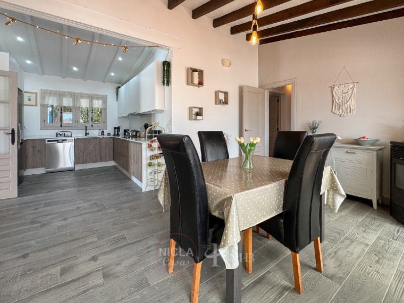 5 soverom Villa til salgs i Antas med svømmebasseng garasje - € 575 000 (Ref: 8599550)