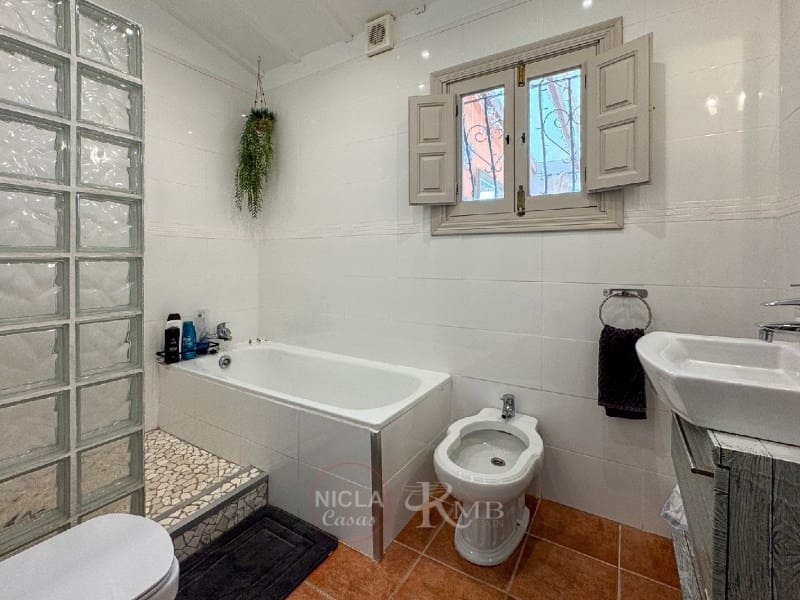 5 soverom Villa til salgs i Antas med svømmebasseng garasje - € 575 000 (Ref: 8599550)