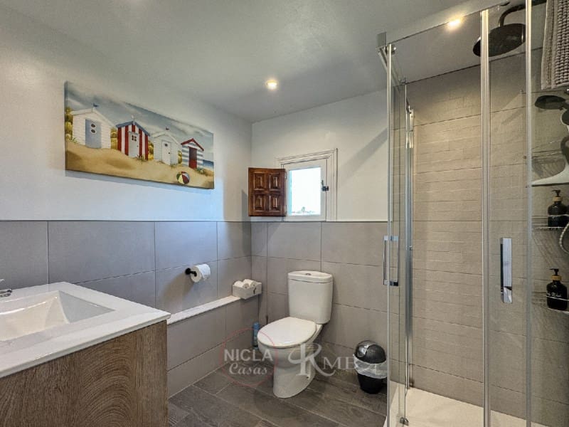 5 soverom Villa til salgs i Antas med svømmebasseng garasje - € 575 000 (Ref: 8599550)