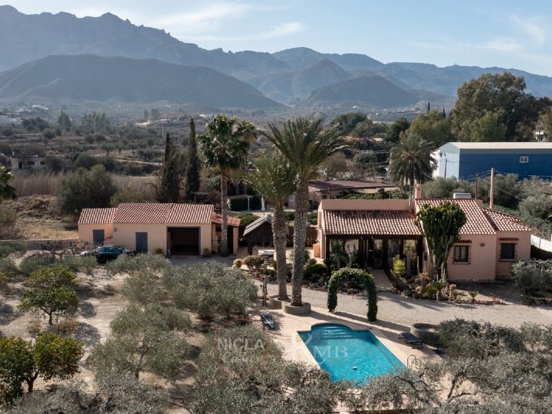 Chalet de 3 habitaciones en Mojácar en venta con piscina garaje - 398.000 € (Ref: 8770815)