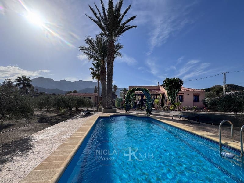 Chalet de 3 habitaciones en Mojácar en venta con piscina garaje - 398.000 € (Ref: 8770815)