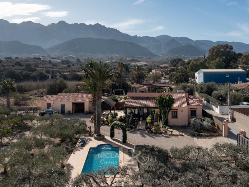 Chalet de 3 habitaciones en Mojácar en venta con piscina garaje - 398.000 € (Ref: 8770815)
