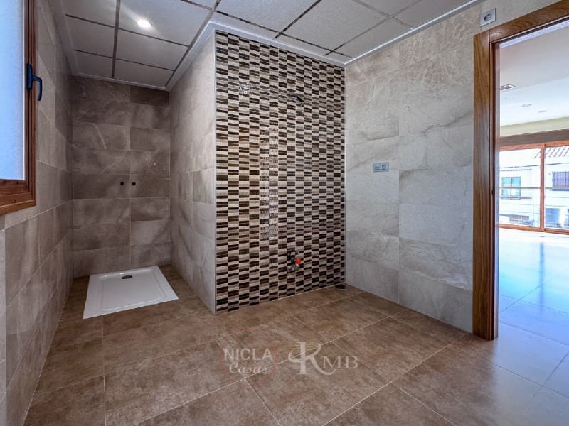 4 Zimmer Villa zu verkaufen in San Juan de los Terreros mit Pool Garage - 849.000 € (Ref: 8828105)