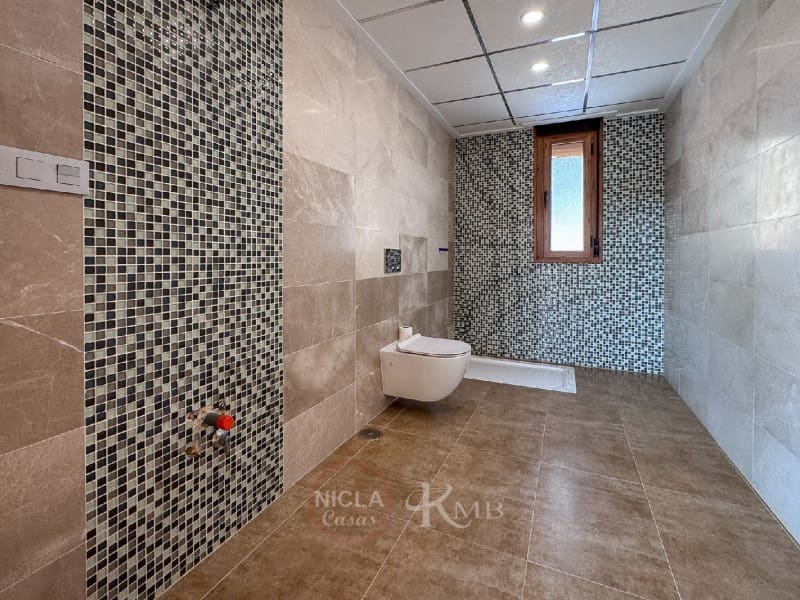 4 Zimmer Villa zu verkaufen in San Juan de los Terreros mit Pool Garage - 849.000 € (Ref: 8828105)