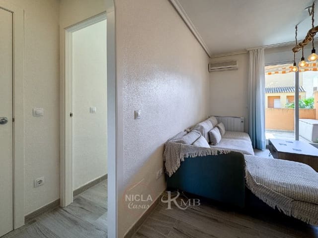 Apartamento de 2 habitaciones en Vera Playa Naturista, Vera en alquiler vacacional - 440 € (Ref: 8970673)