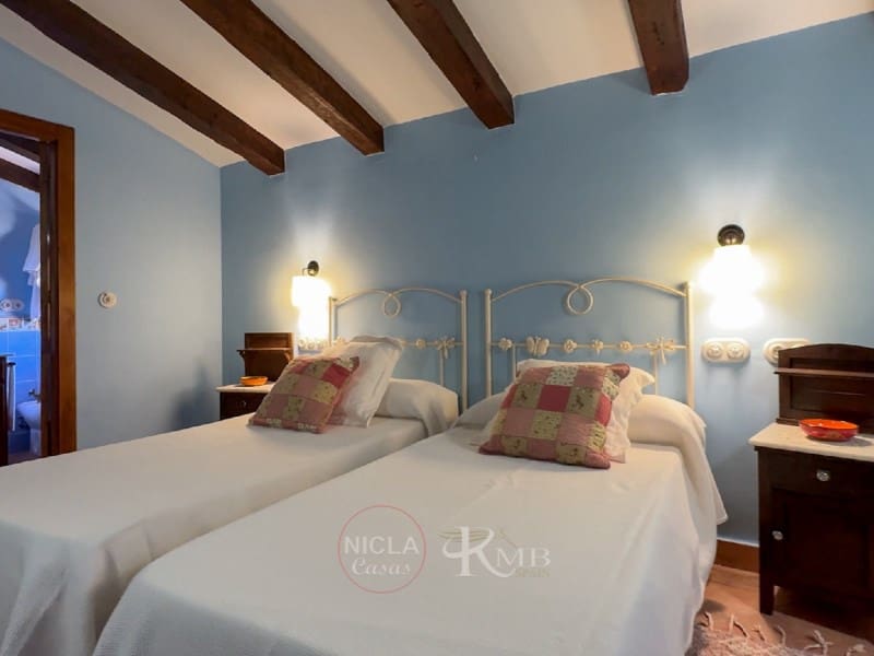 13 soverom Villa til salgs i Velez-Blanco med svømmebasseng - € 1 300 000 (Ref: 9075032)