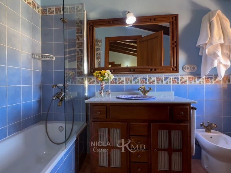 13 soverom Villa til salgs i Velez-Blanco med svømmebasseng - € 1 300 000 (Ref: 9075032)