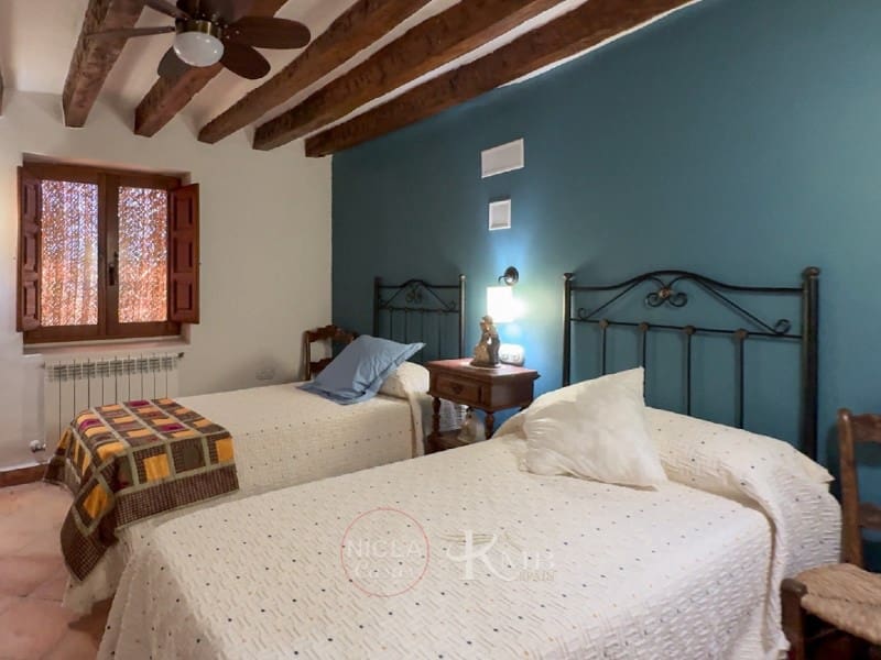 13 soverom Villa til salgs i Velez-Blanco med svømmebasseng - € 1 300 000 (Ref: 9075032)