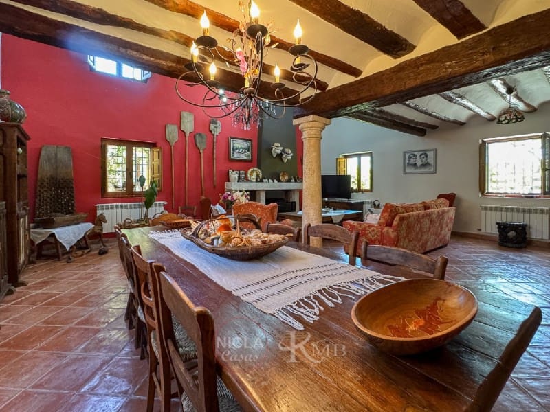 13 soverom Villa til salgs i Velez-Blanco med svømmebasseng - € 1 300 000 (Ref: 9075032)